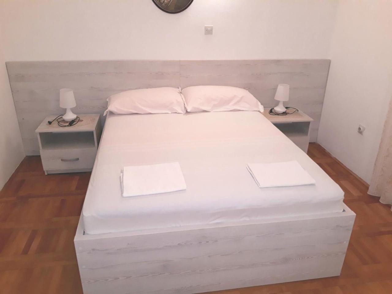 Apartments Durasevic Ivo Свети Стефан Екстериор снимка