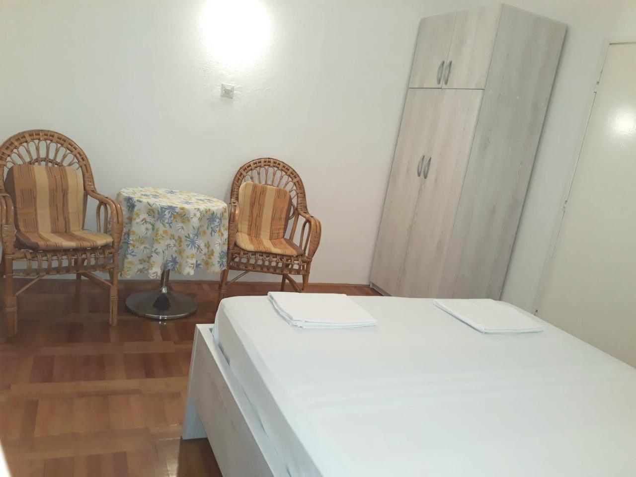 Apartments Durasevic Ivo Свети Стефан Екстериор снимка
